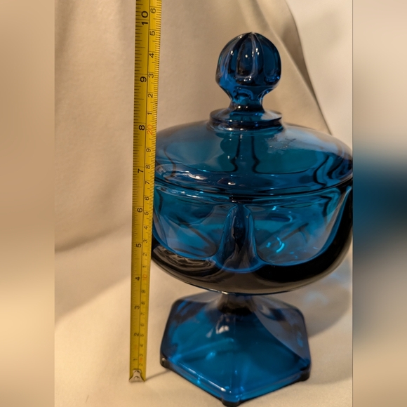 1960's Mid Century Modern Blue Glass Viking Covered Pedestal Dish 6"x 9" - Picture 9 of 16